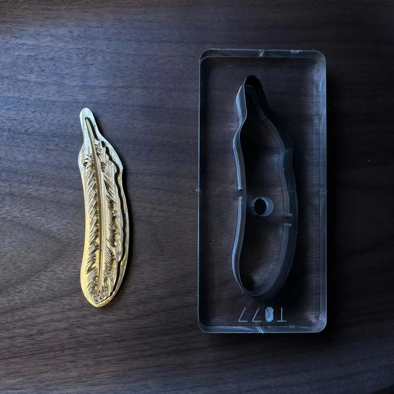 Feather Shape Brass Stamp Cutt - Leather Stamp Set recension och pris