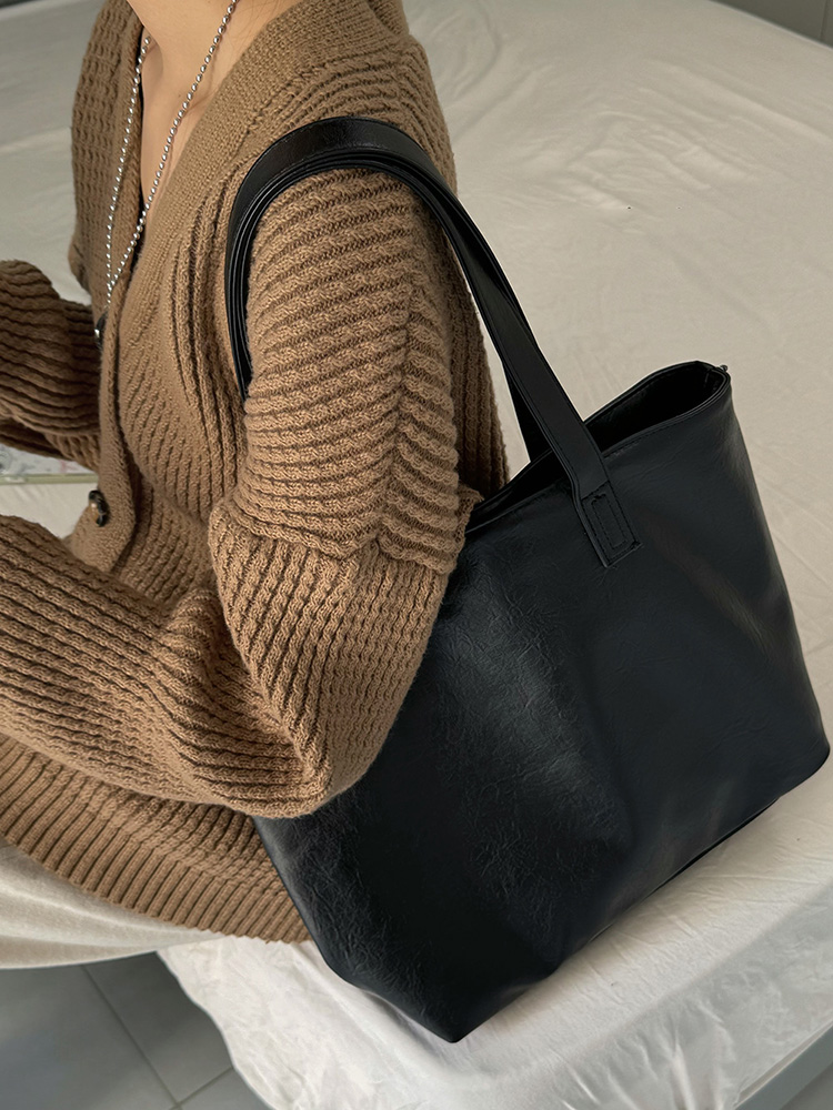Leisure Shoulder Bag Women 202 - Leatherwork Classes recension och pris